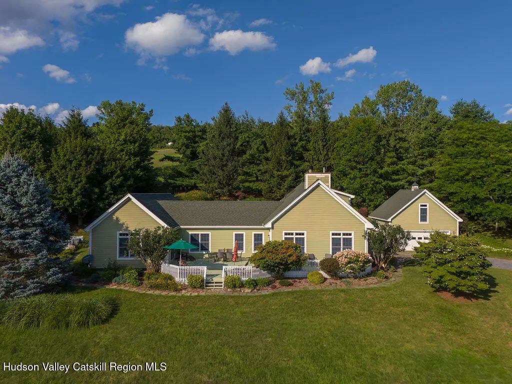 81 High View Farm Road, Copake Falls