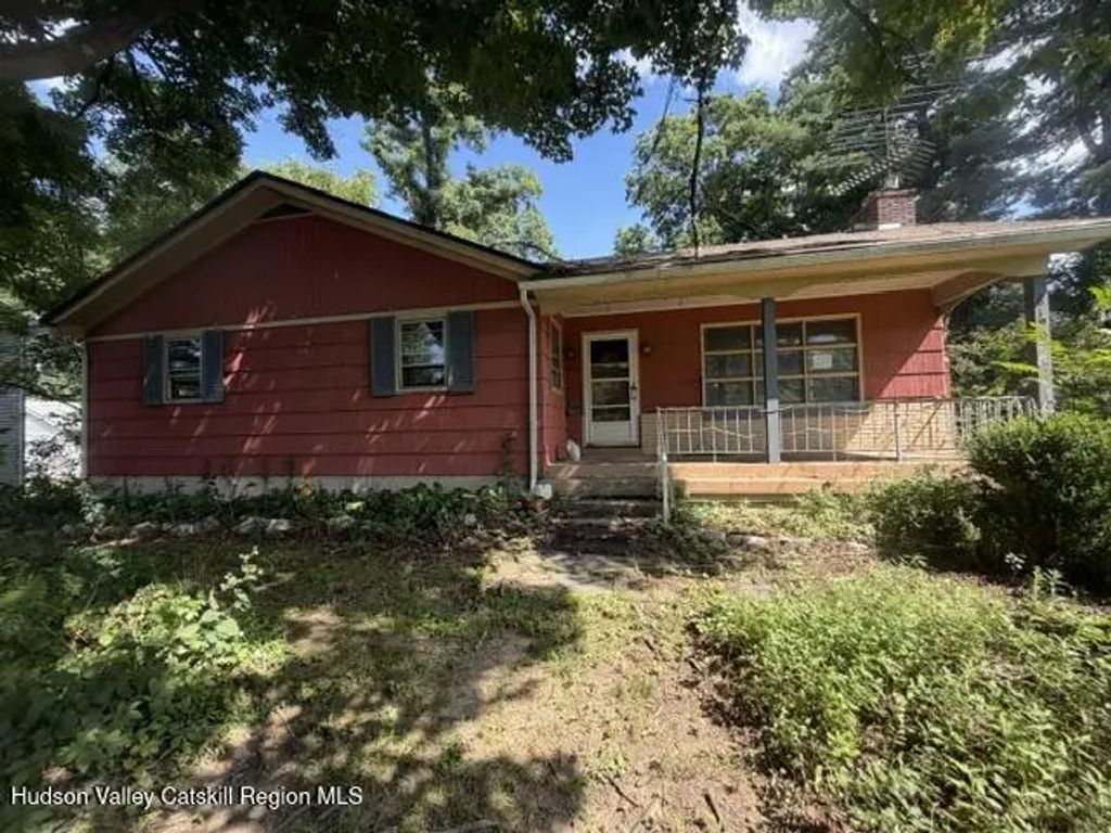 6190 U.s. 9, Rhinebeck