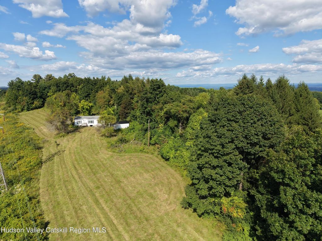 169 High Rock Road, West Coxsackie