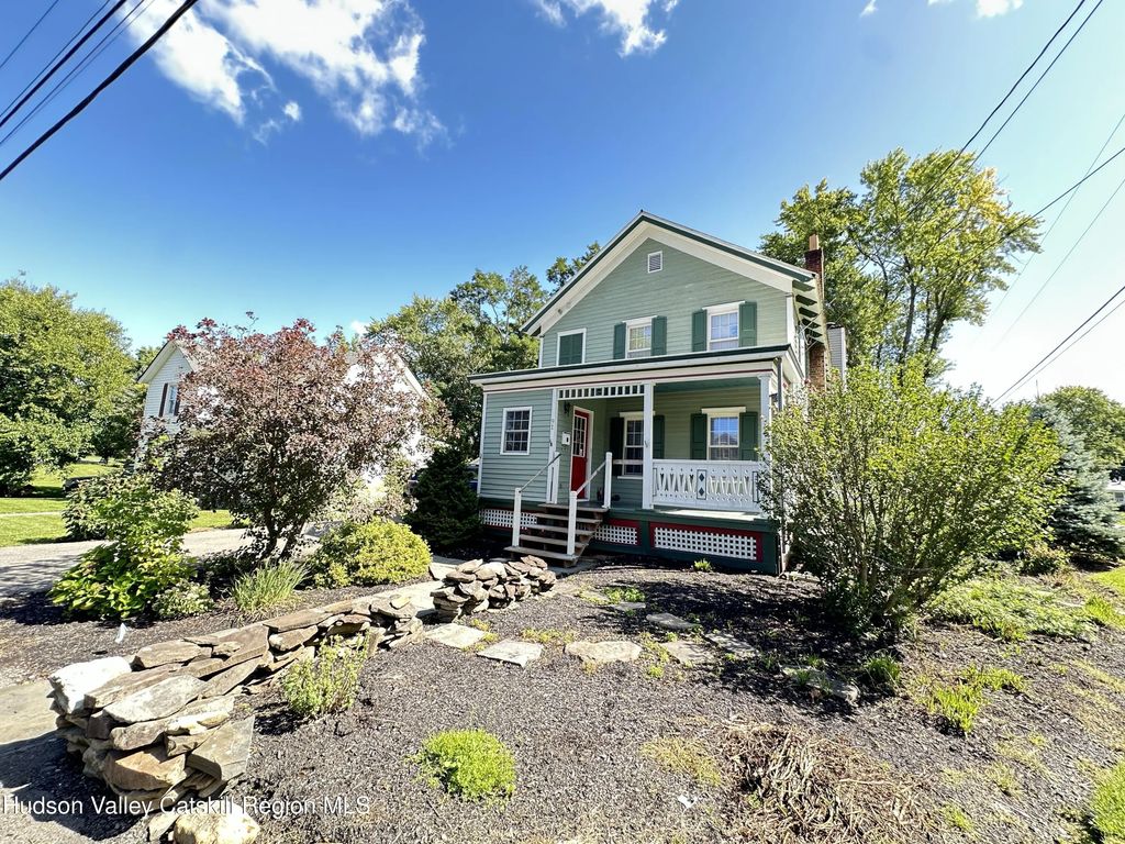 91 Lafayette Avenue, Coxsackie