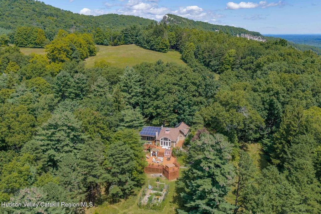 227 Mountain Rest Road, New Paltz