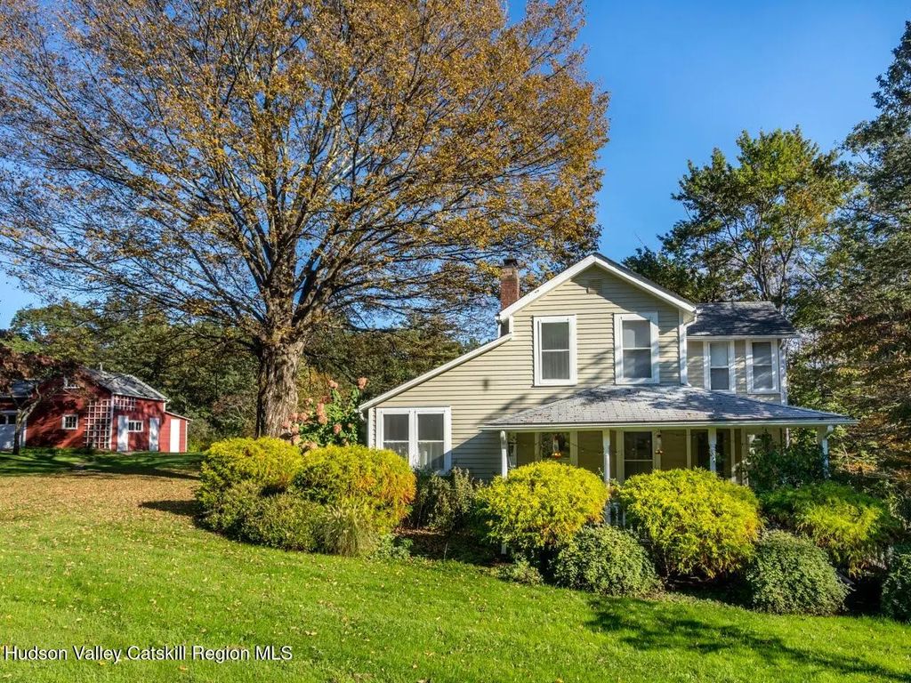 326 Ralph Vedder Road, Saugerties