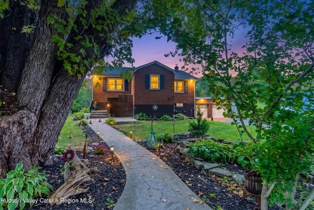 228 Bruynswick Road, New Paltz