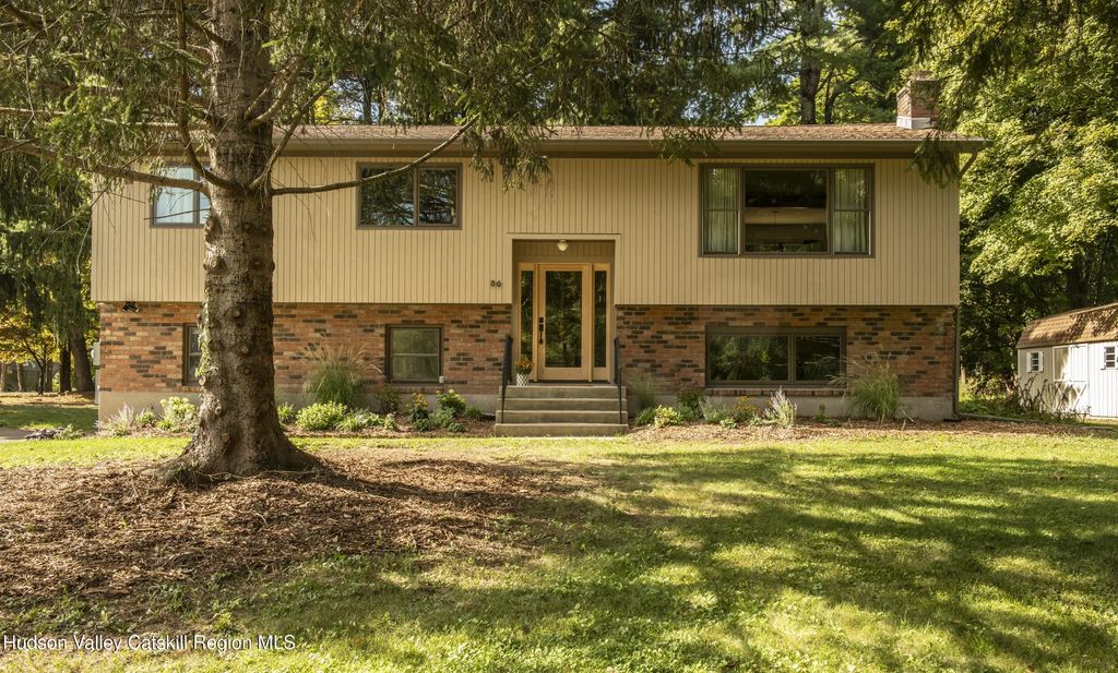 86 Pine Bush Road, Stone Ridge