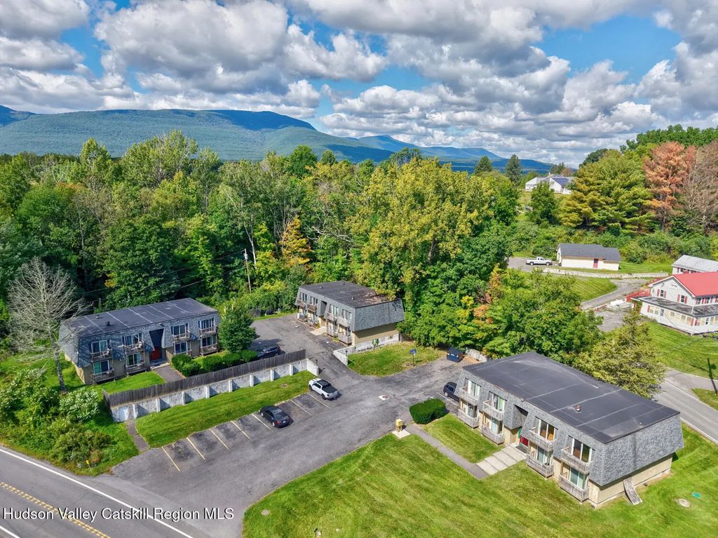1014 New York 23a, Catskill