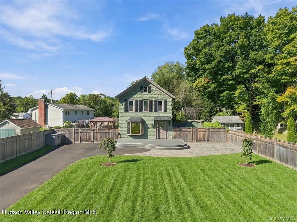 763 Springtown Road, Tillson