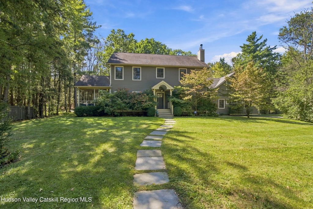 9 Estate Road, Saugerties