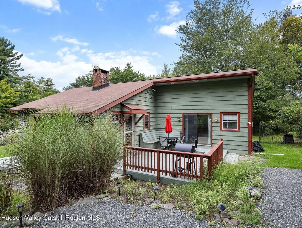 2 Fern Hollow, Woodstock