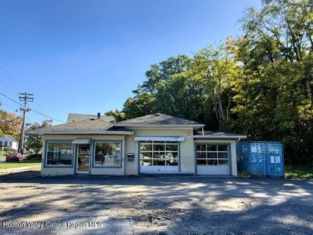380 Foxhall Avenue, Kingston