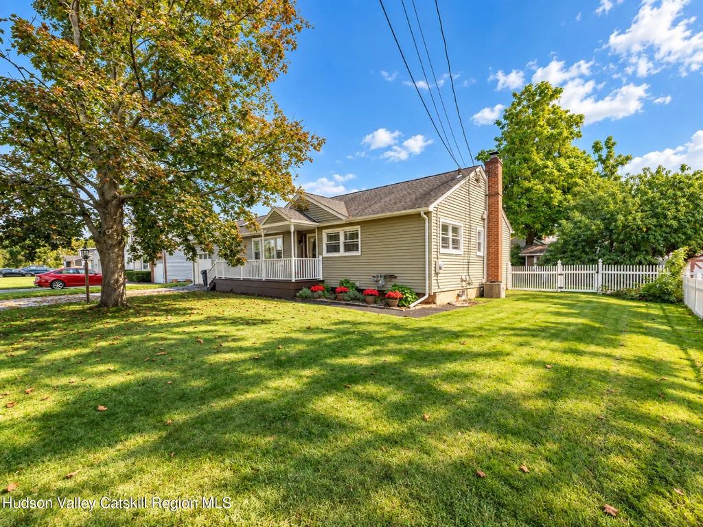 608 Plainfield Street, Kingston
