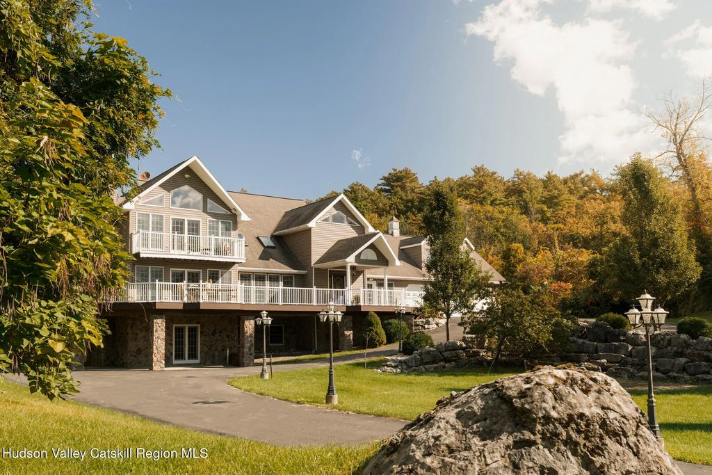 627 Green Lake Road, Catskill