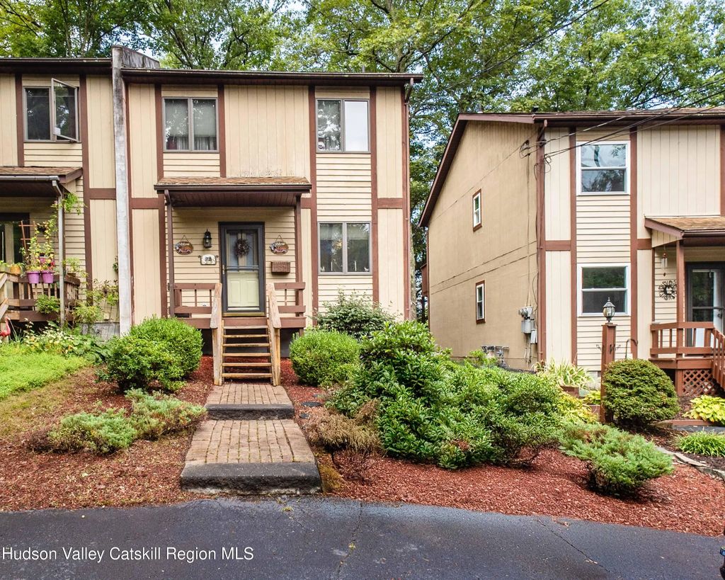 7 Skyline Drive, Saugerties