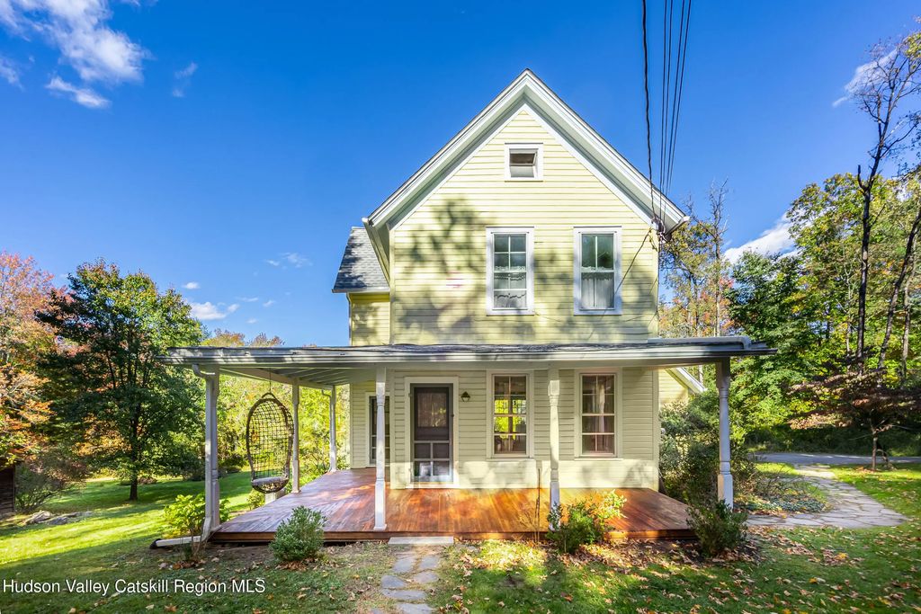 66 Broadview Road, Woodstock