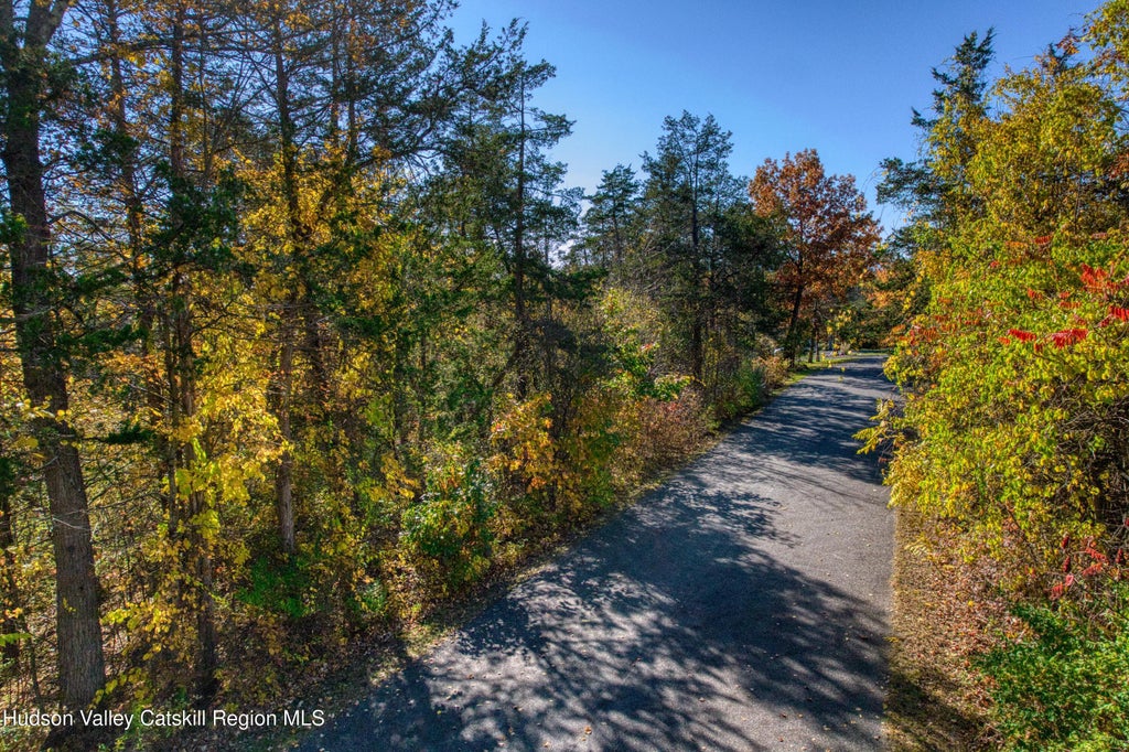 21 Fairy Court, Athens