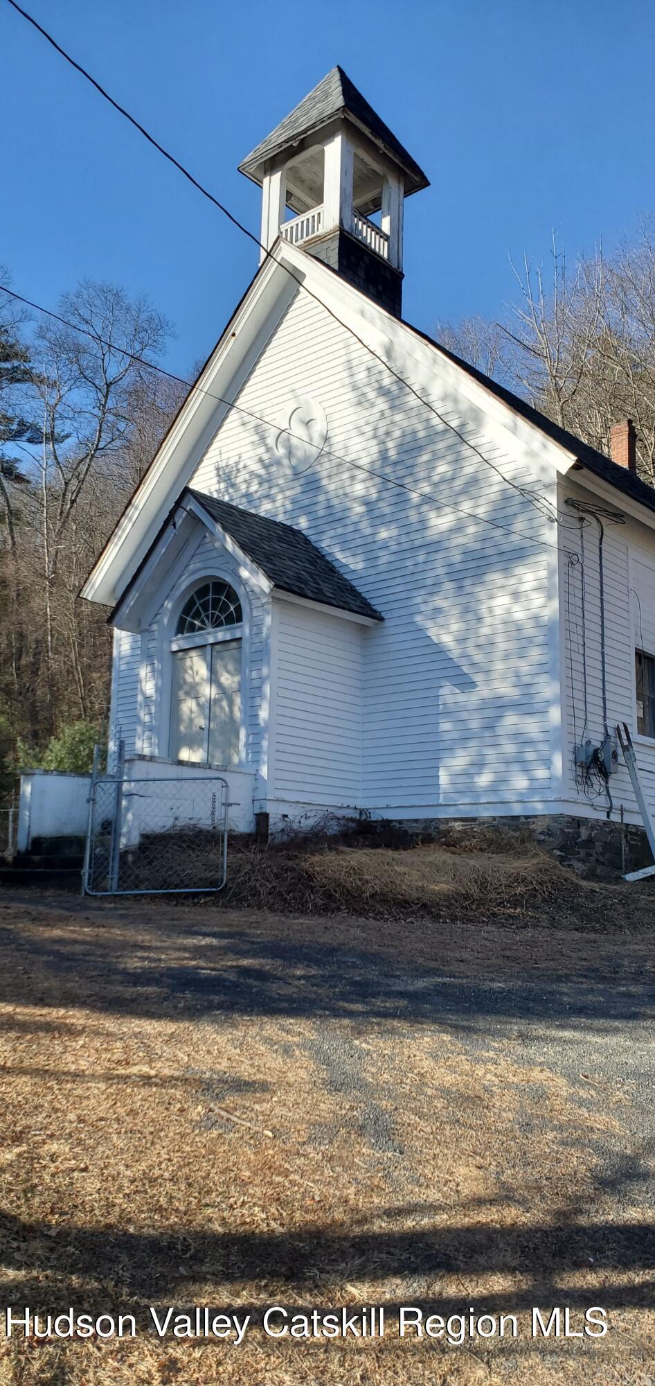 651 Us Route 209, Deer Park
