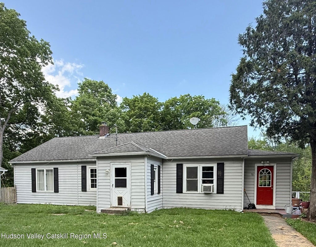 70 Blue Mountain Road, Saugerties