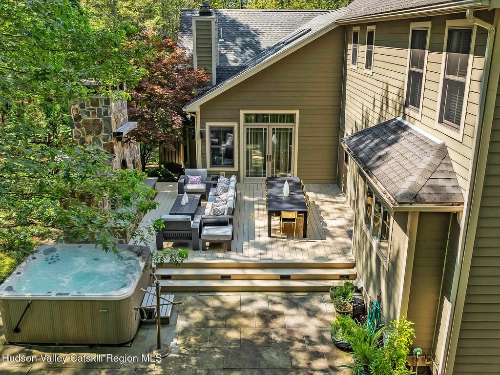 9 Estate Road, Saugerties