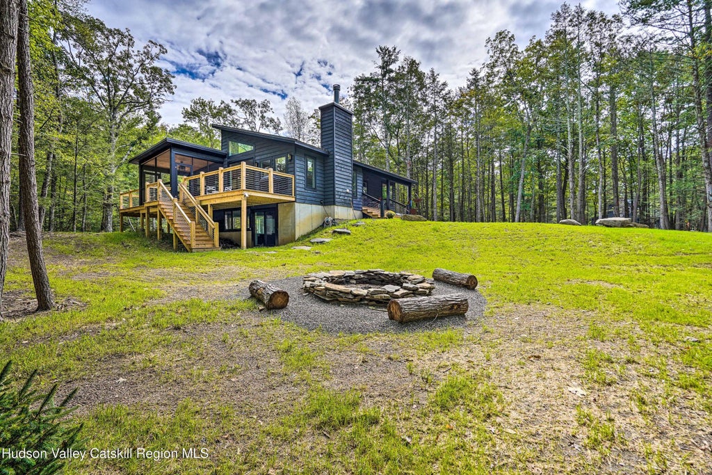 158 Rivka Road, Saugerties