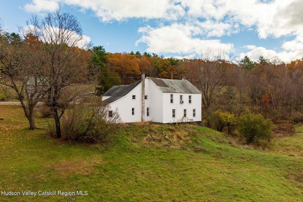 2021-2071 Potic Mountain Road, Coxsackie