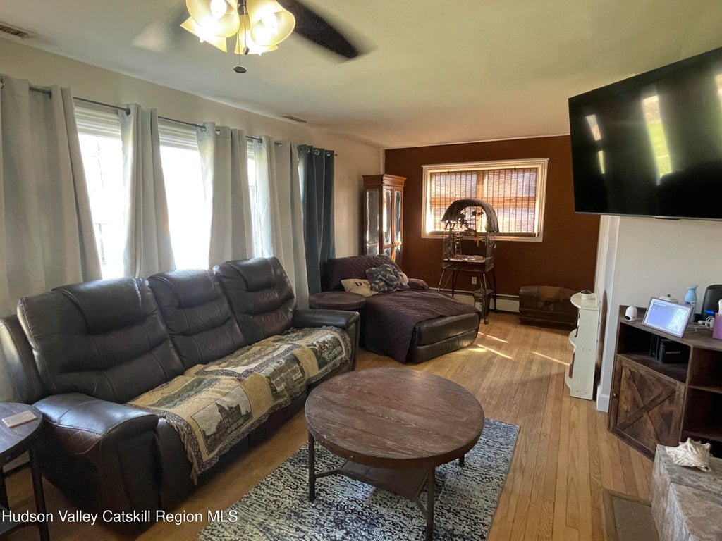 459 Mountain View Avenue, Hurley Property Listing: MLS® #20261498