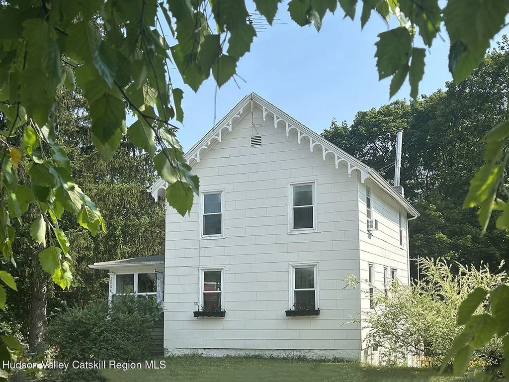 2884 Atlantic Avenue, Stottville
