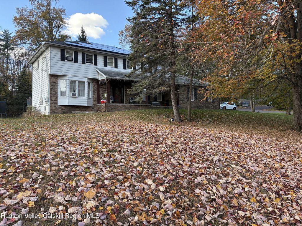 248 Hillside Terrace, Kingston