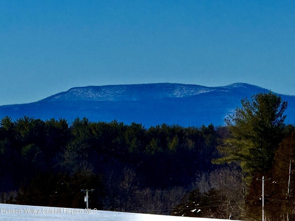 Route 9, Hudson