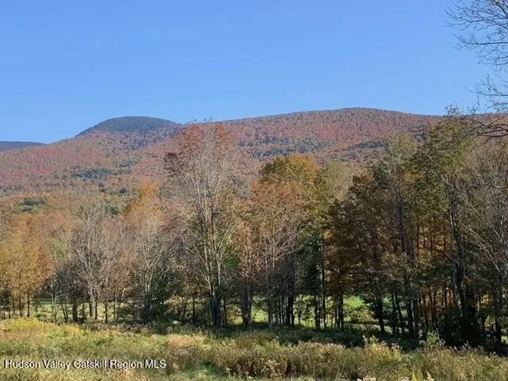 Peck Road, Windham