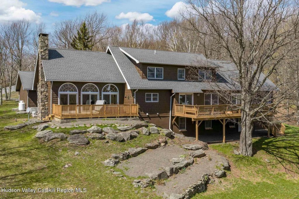 78 Buckskin Loop, Windham