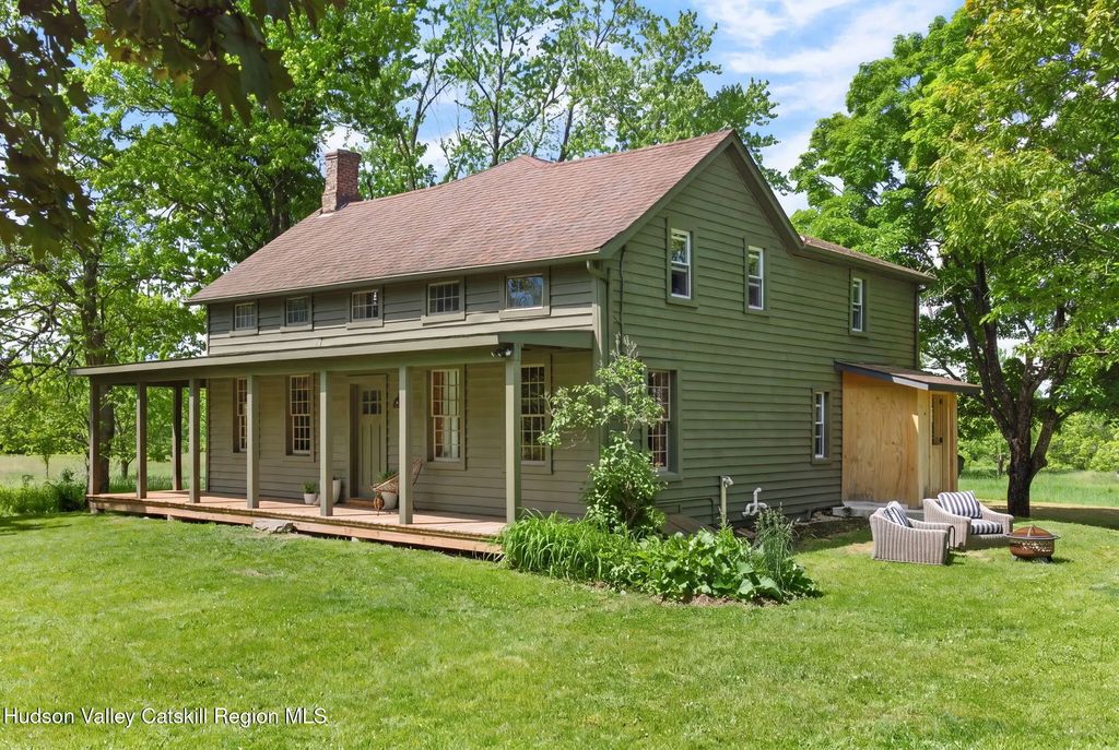857 Flats Road, Athens