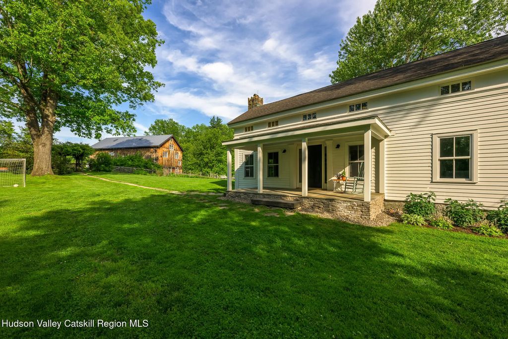 297 Wiltsie Bridge Road, Ancramdale