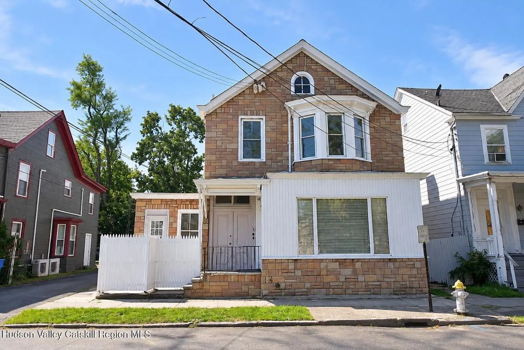 117 Clinton Avenue, Kingston