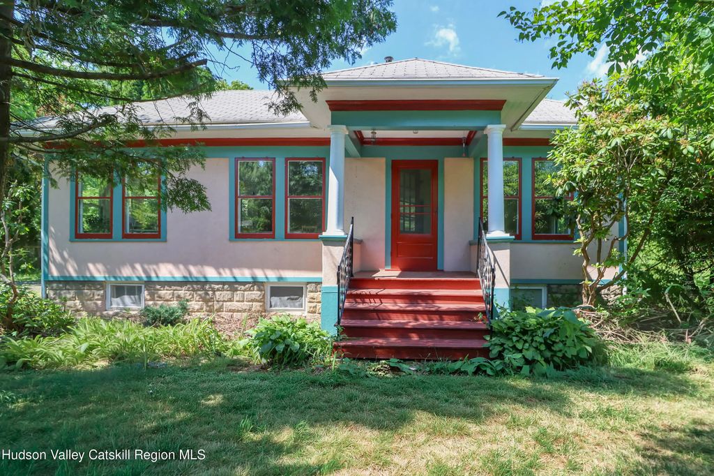 4320 Rte. 209, Stone Ridge