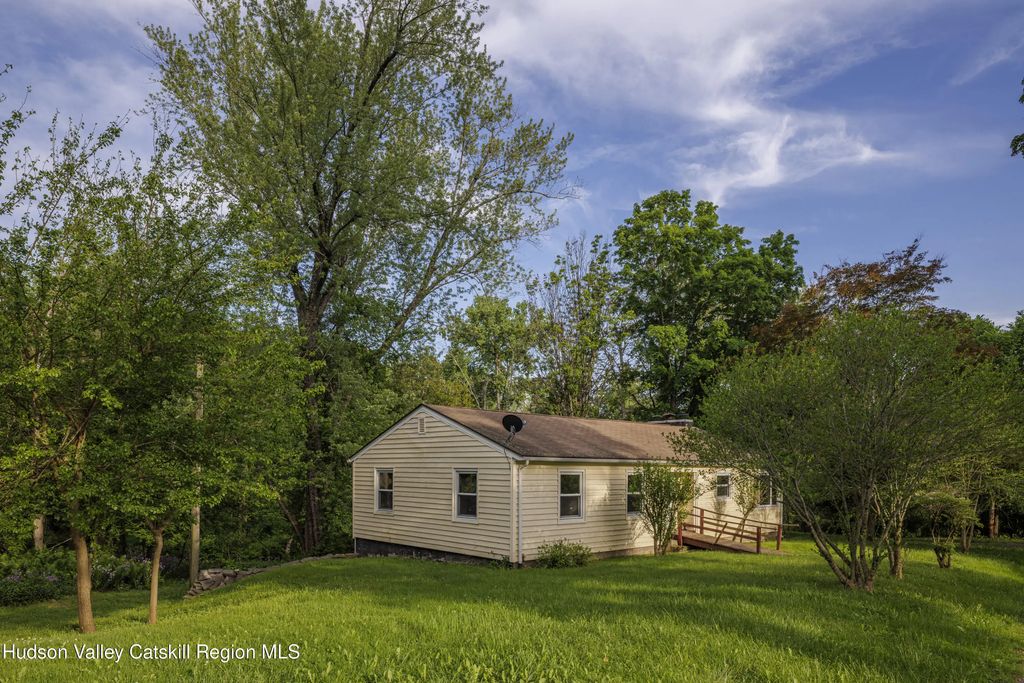 57 Snake Road, Catskill