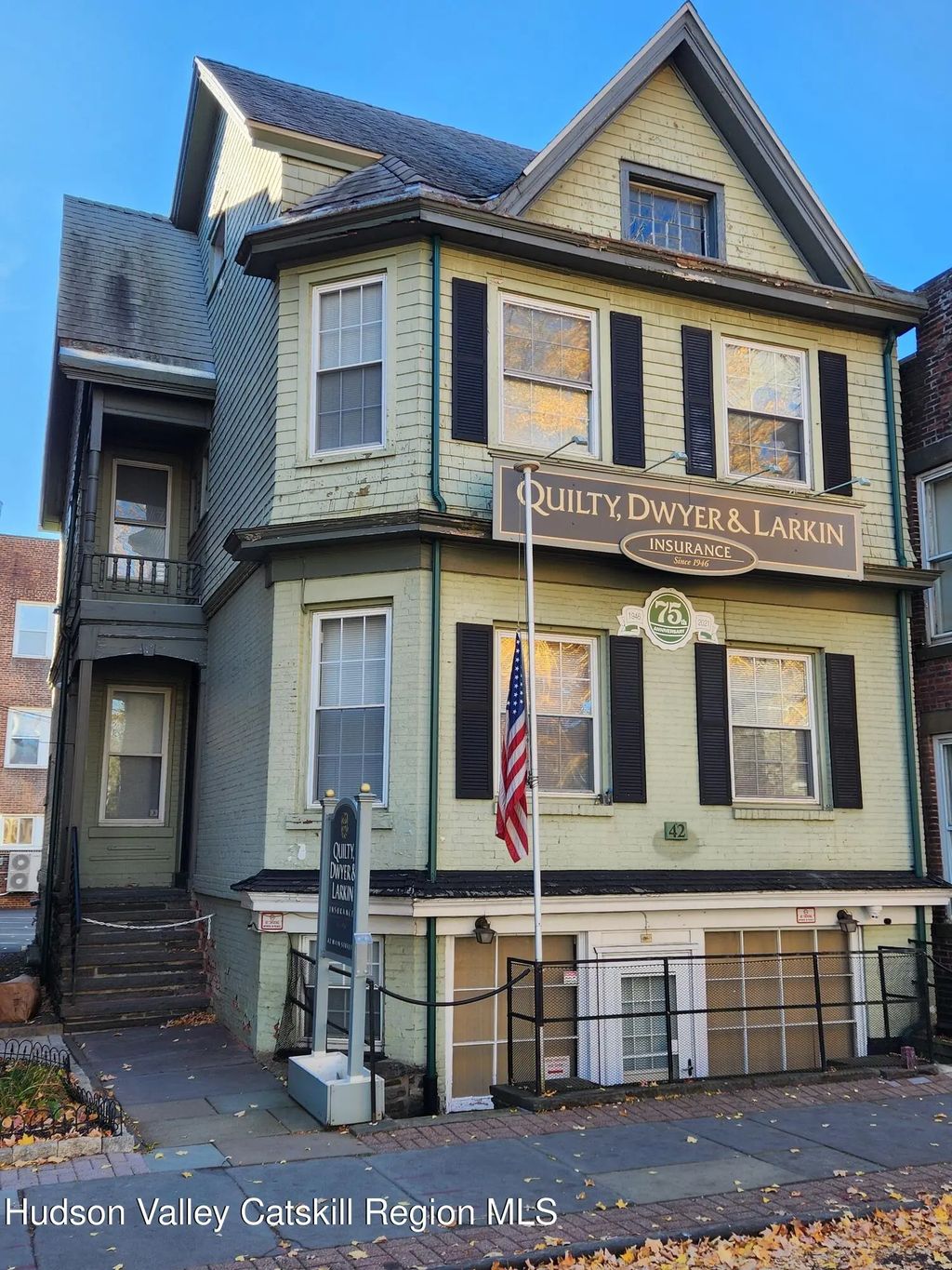 42 Main Street, Kingston