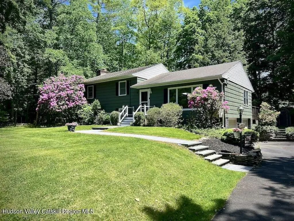171 Van Dale Road, Woodstock