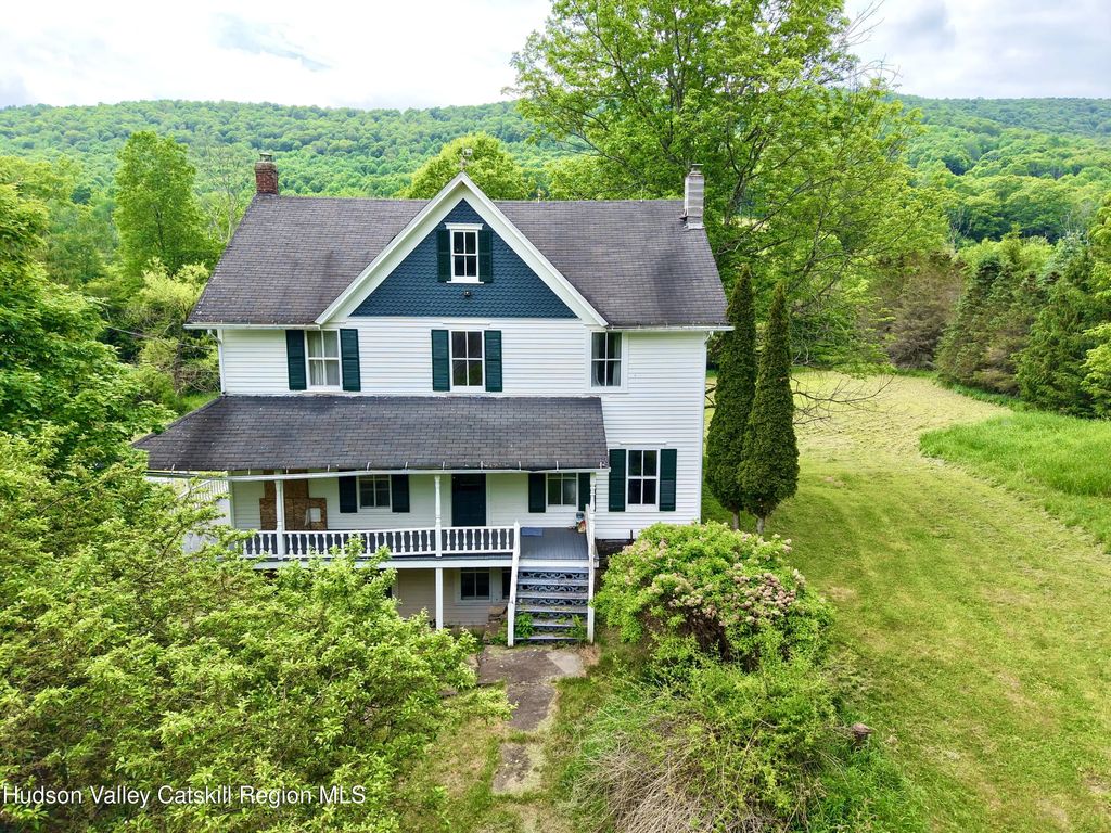 2149 Weaver Hollow Road, Andes