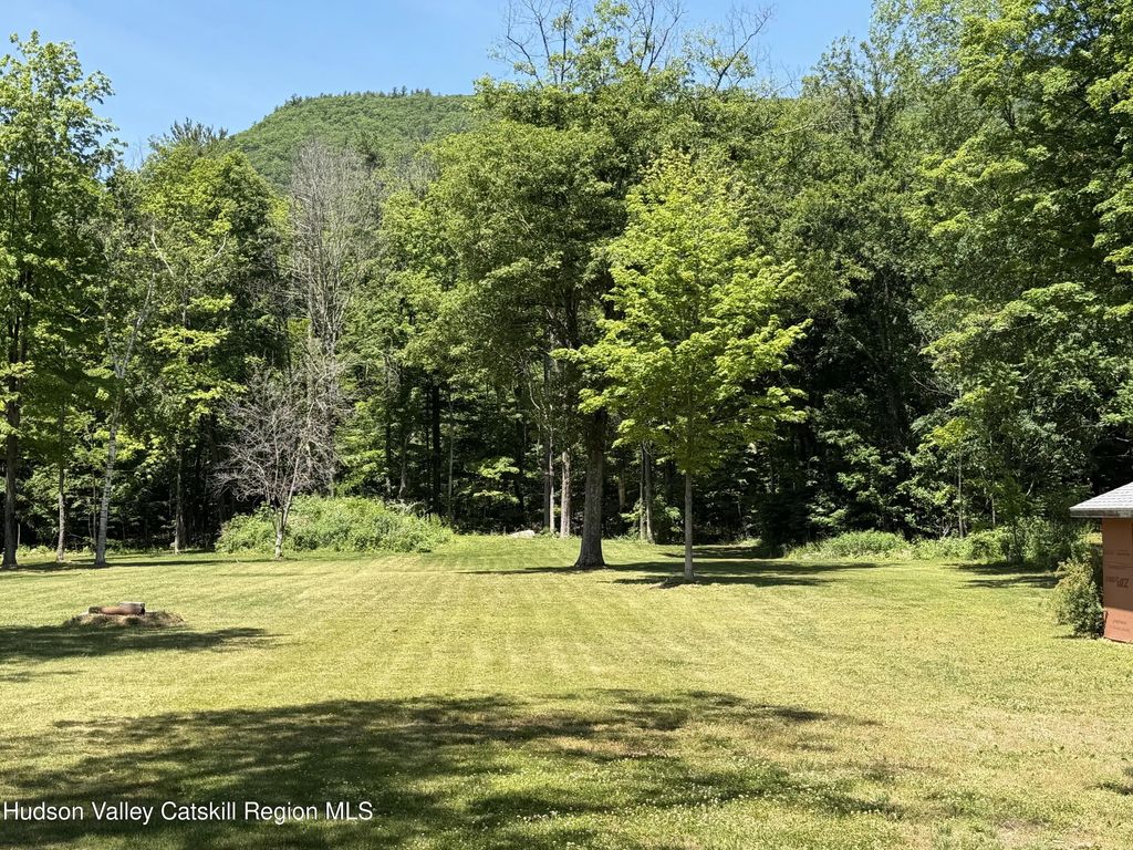 111 Bogart Road, Palenville