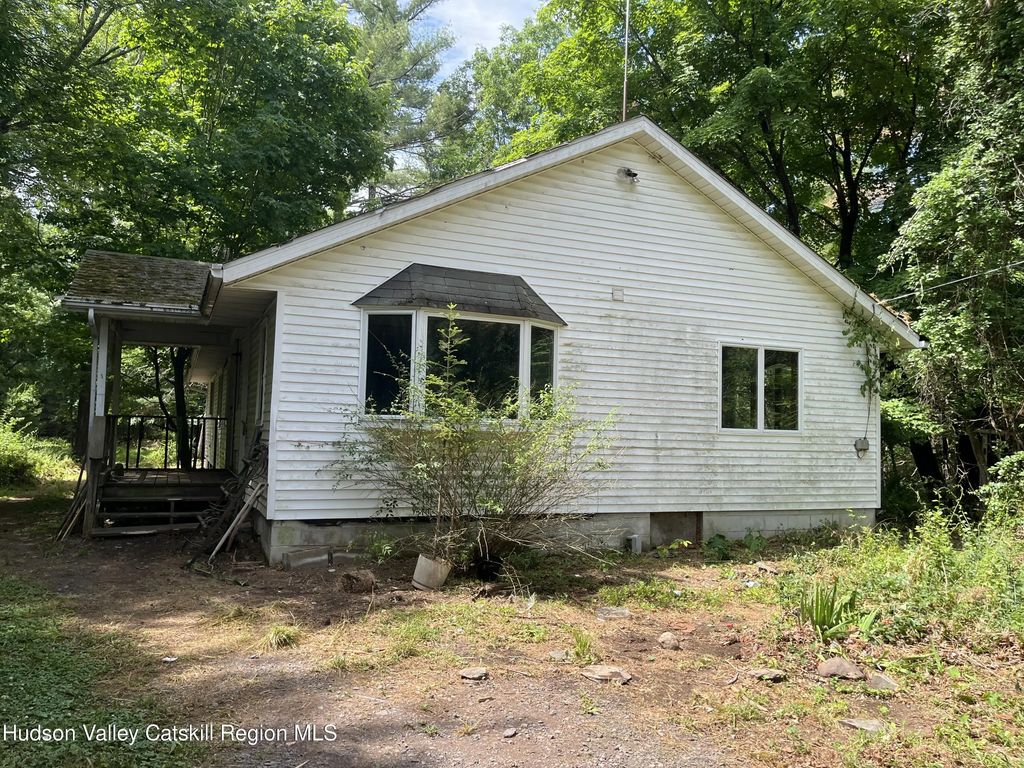 1145 Glasco Turnpike, Saugerties