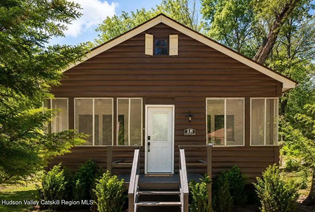 18 W Mitchell Street, Smallwood