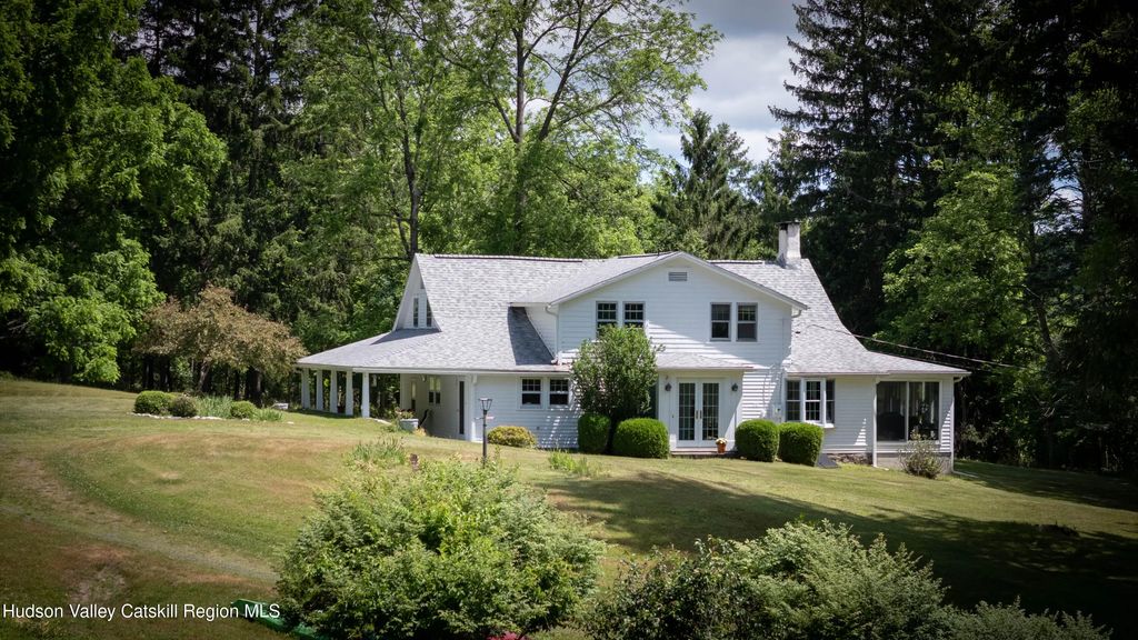 3493 County Road 7, Hillsdale