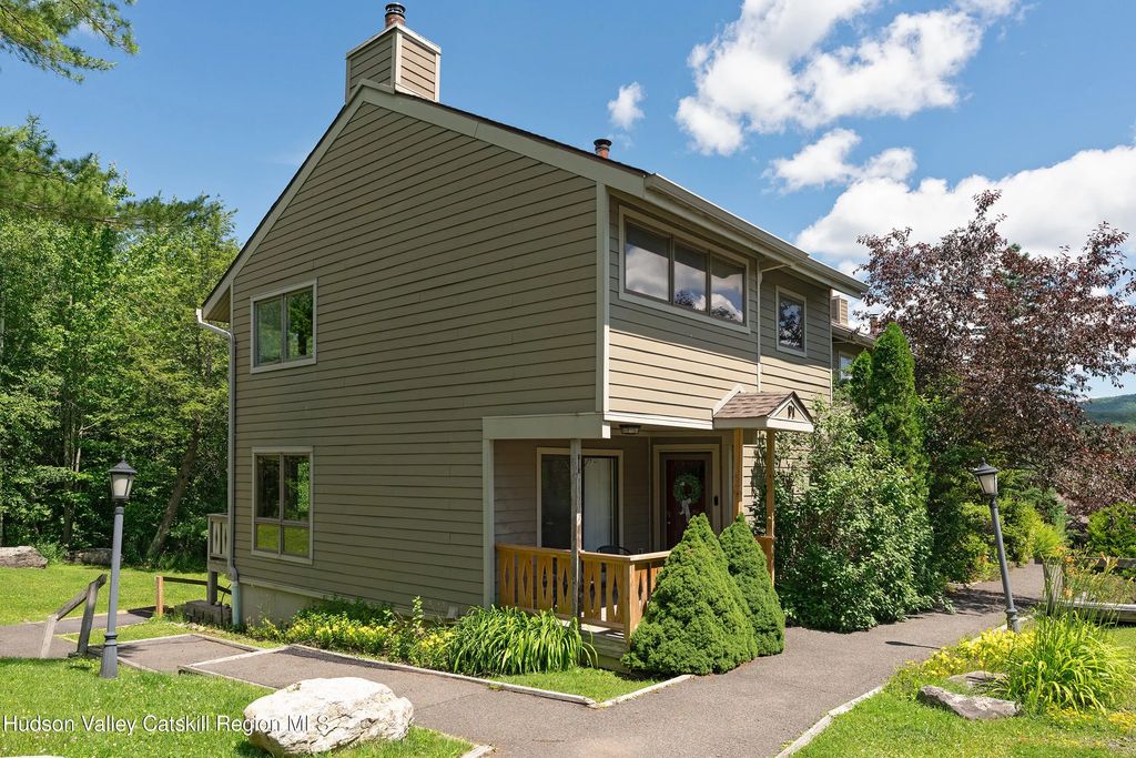 56 Highlands Drive F1, Hunter