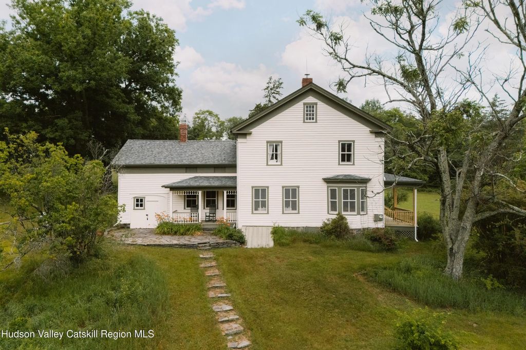 196 County Road 115, Bethel