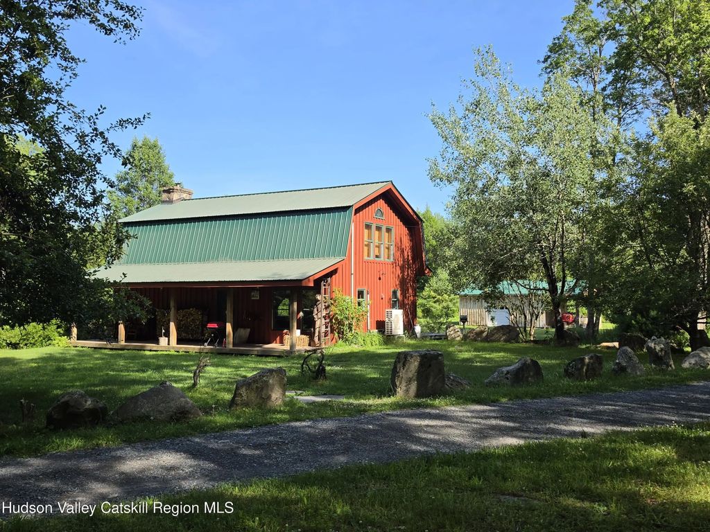 62 Airport Road, Mongaup Valley