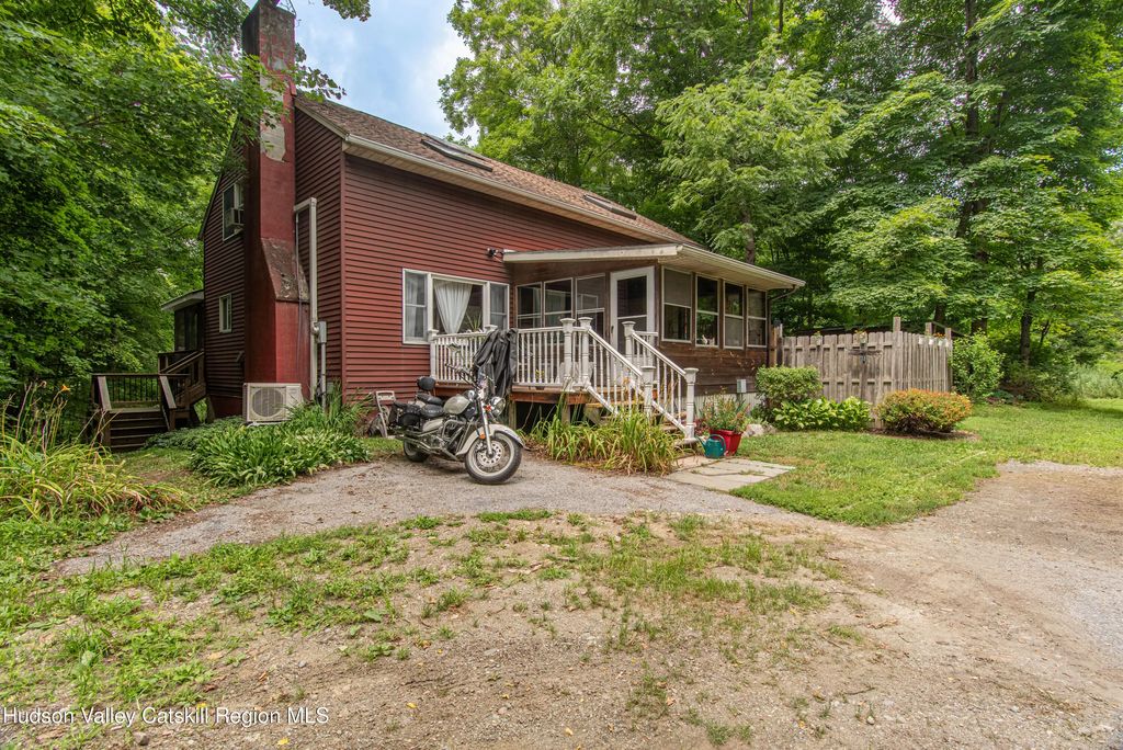 179 Hibernia Road, Salt Point