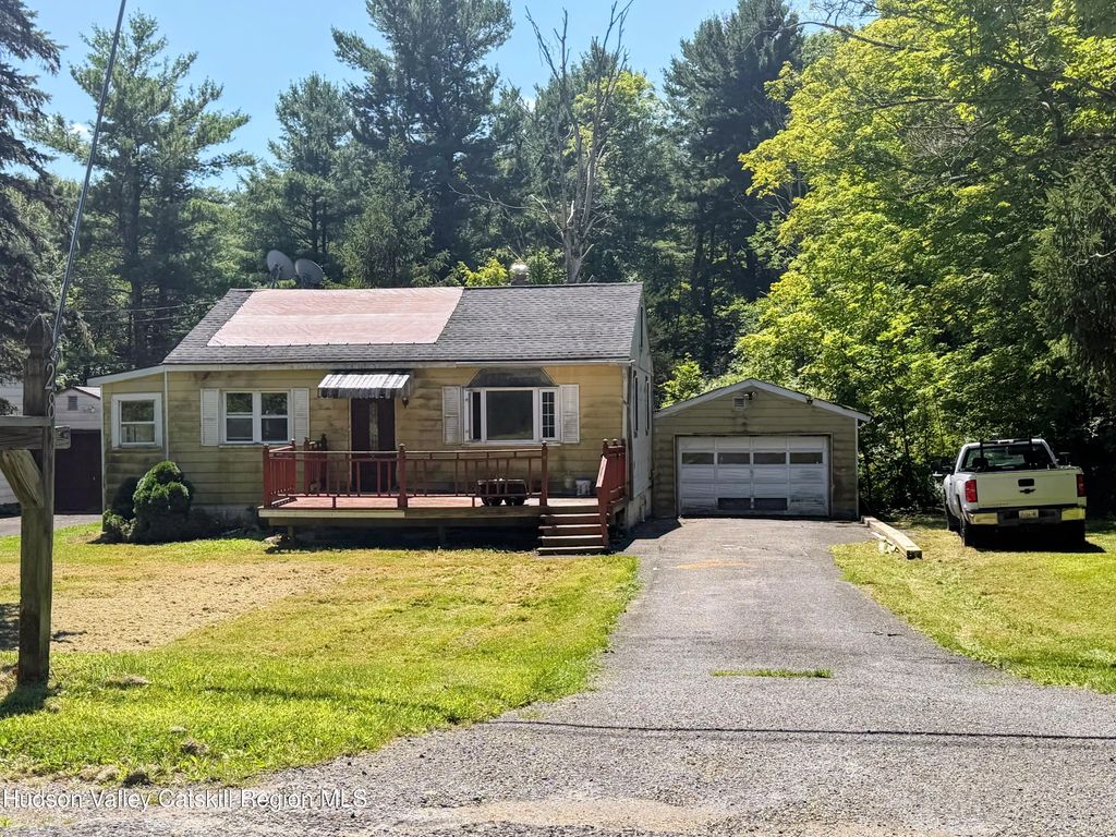 28 Green Acres Road, Craryville