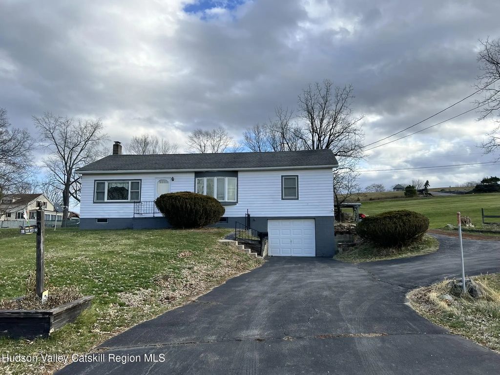 102 Washington Avenue, Coxsackie