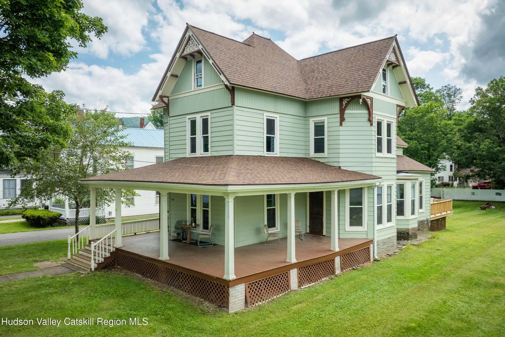 168 Maple Avenue, Hobart