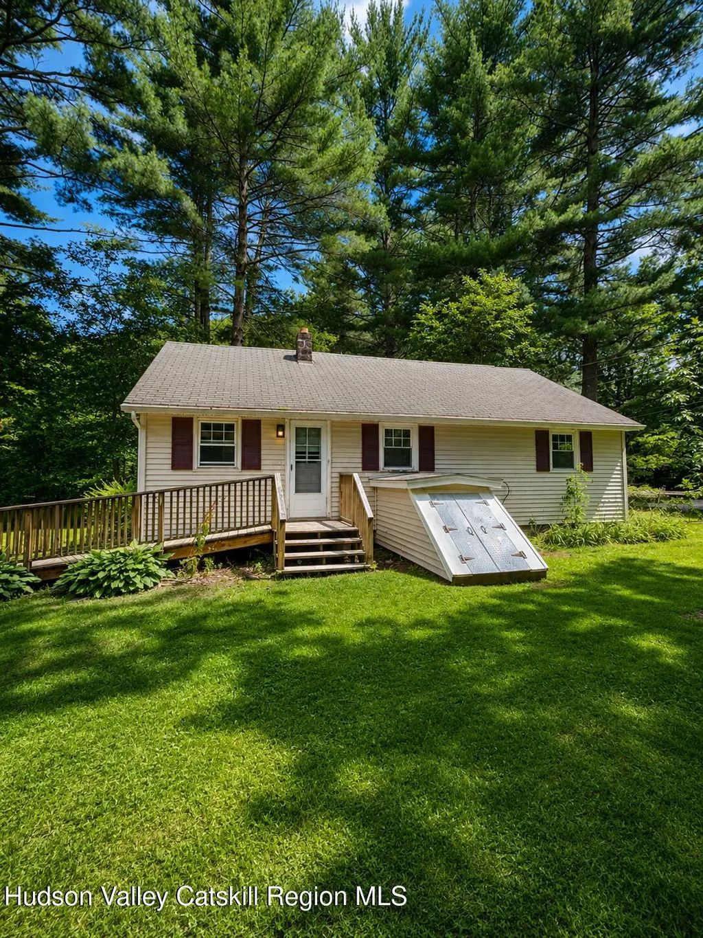 21 East Street, Phoenicia