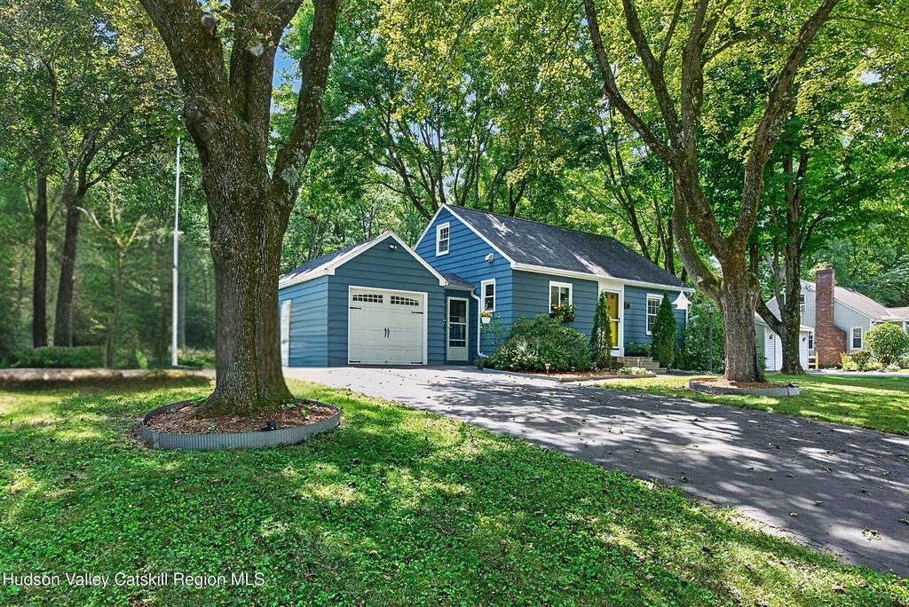 18 E Fernbank Avenue, Bethlehem
